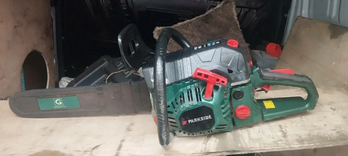 Petrol park side chainsaw 130,cc for sale - Image 4