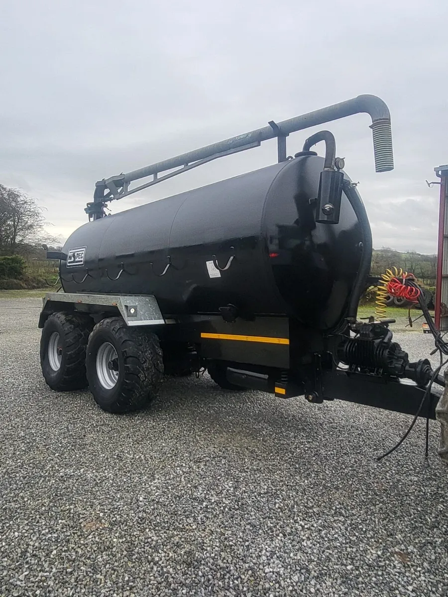 Vacuum tank - Image 1