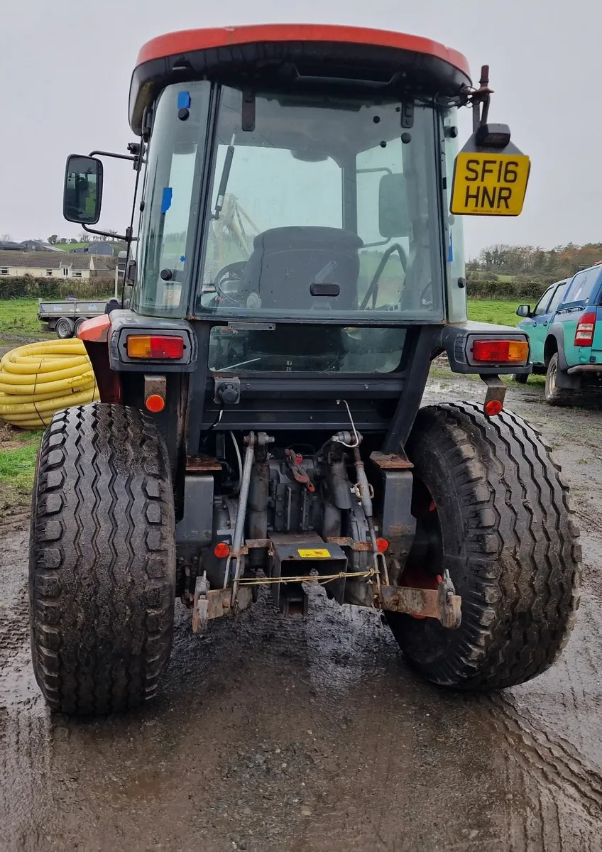 Kubota L5240-II 54hp Compact Tractor - Image 2
