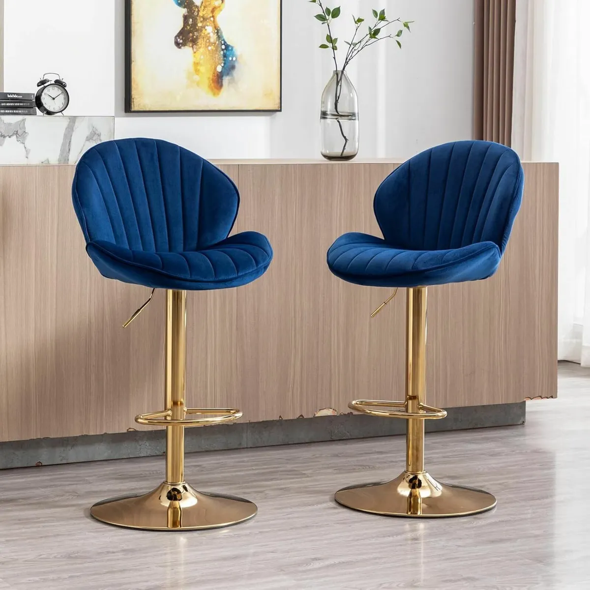 Set of 2 Luxury Bar Stools swivel with a stunning - Image 1