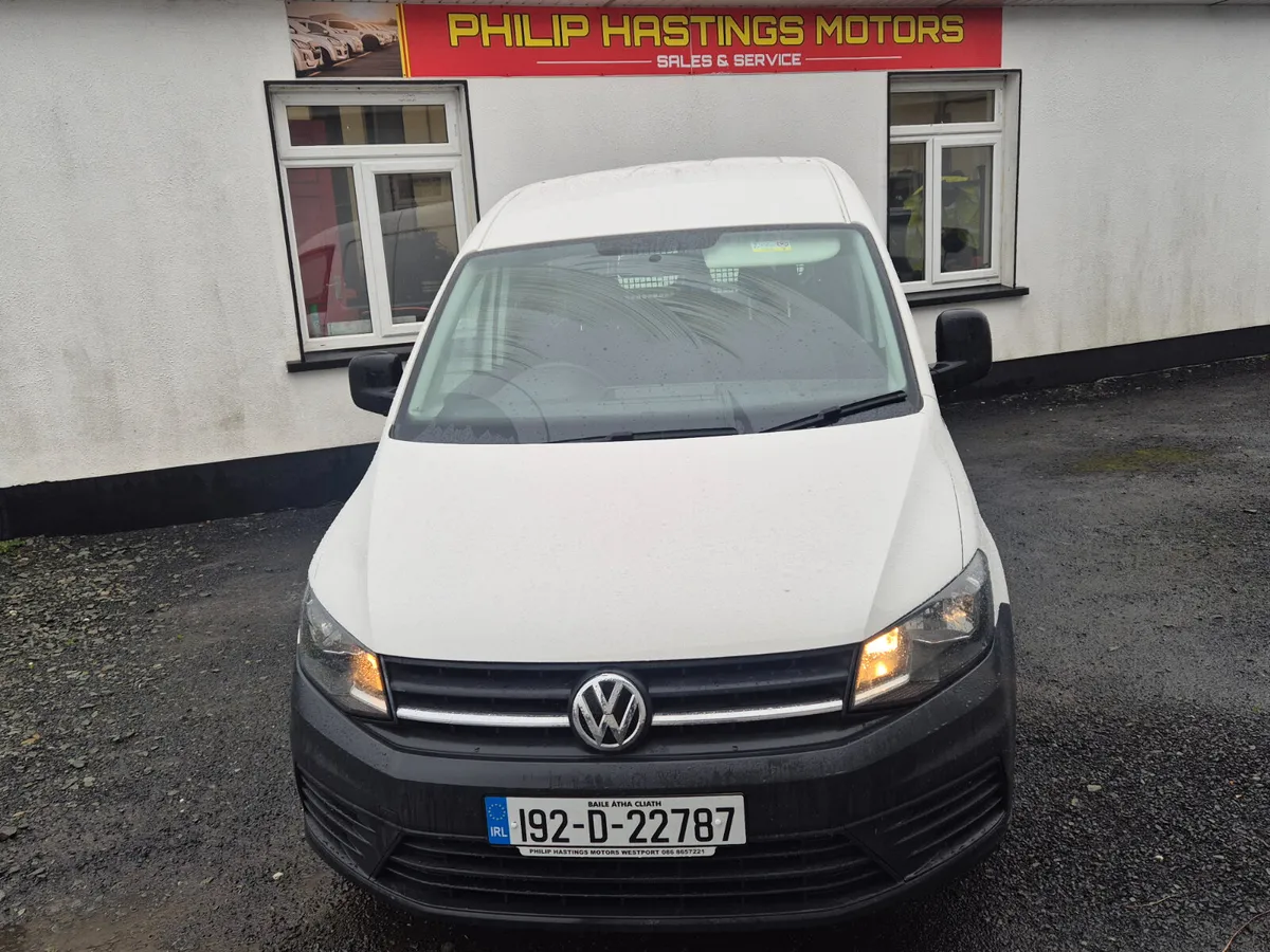 Volkswagen Caddy 2019 maxi low miles - Image 1