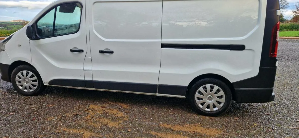 Renault  Trafic - Image 4