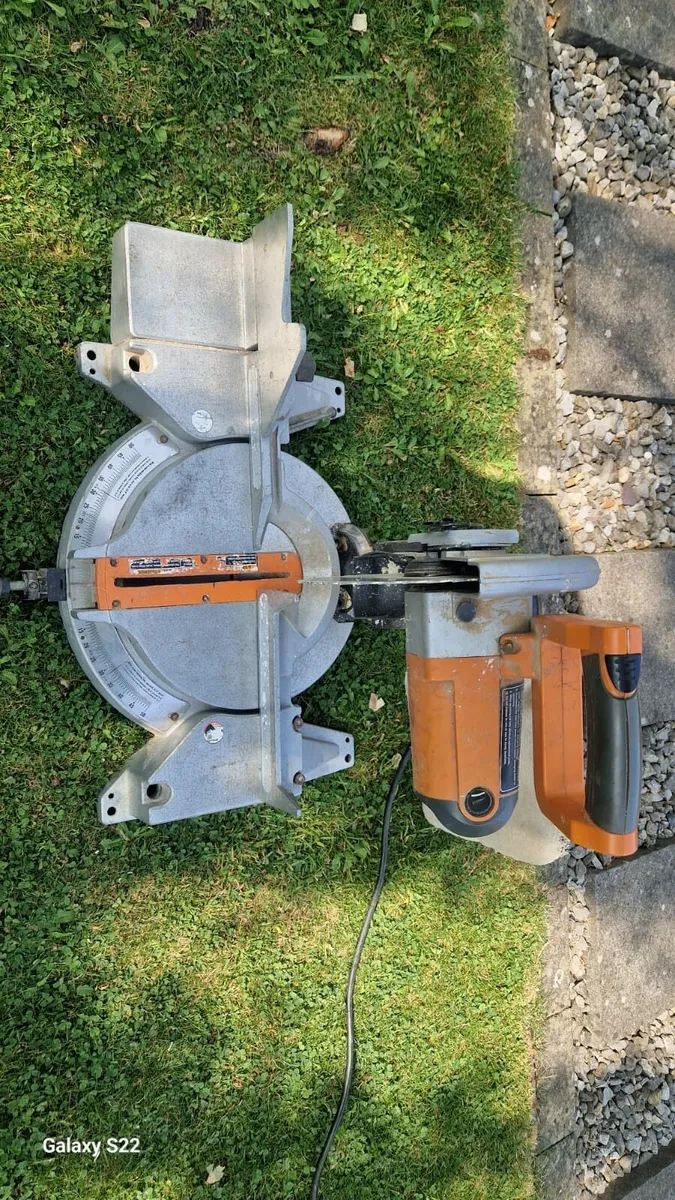 Rigid 10" Chopsaw - Image 2