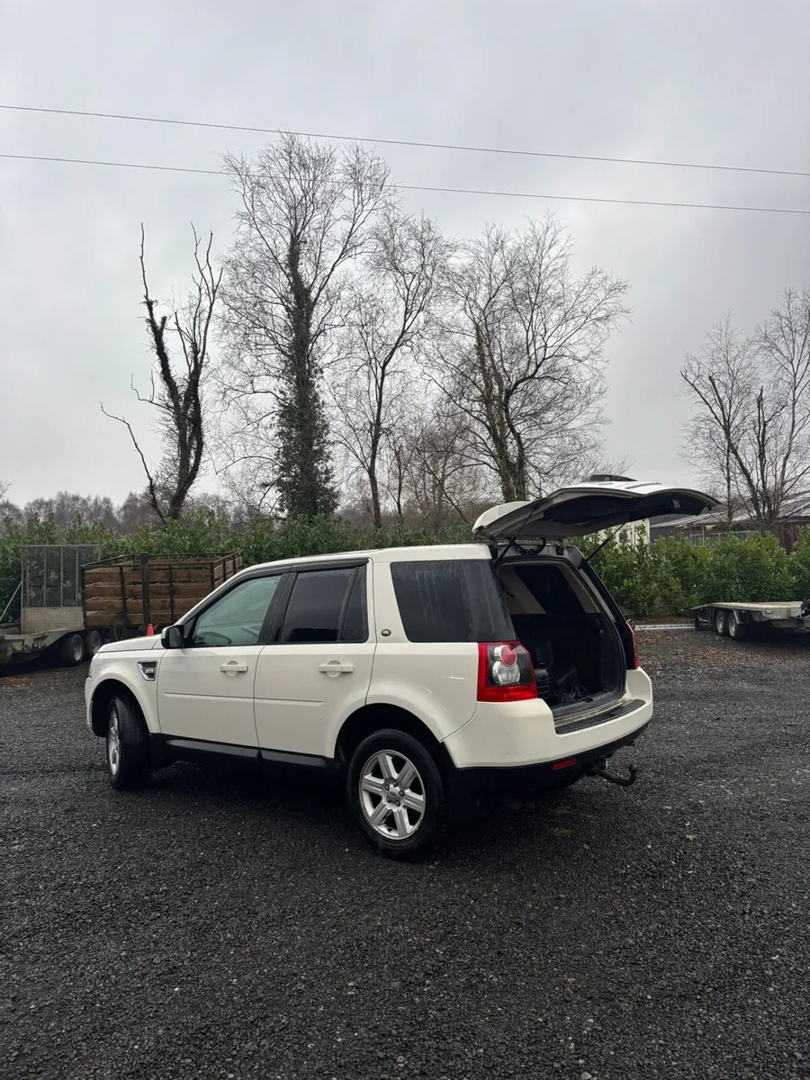 2010 land rover freelander 2 - Image 4