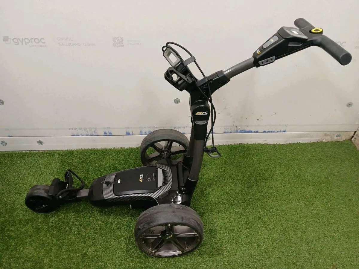 Powakaddy FX3 refurbished 1 year warranty - Image 4