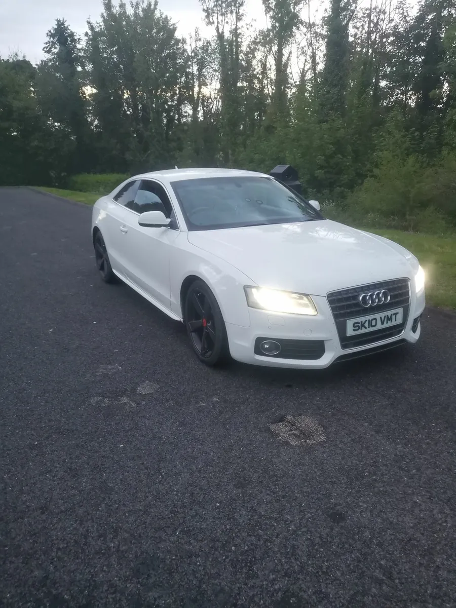 Audi A5 2010 - Image 1