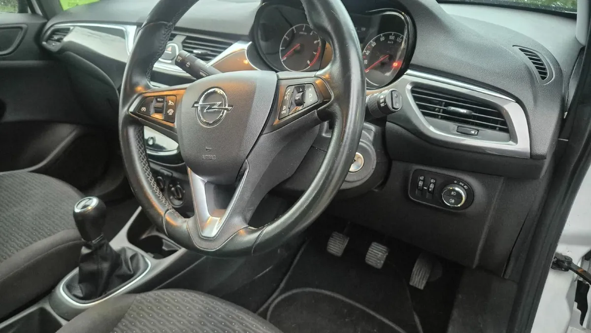 Opel Corsa 2016 - Image 3