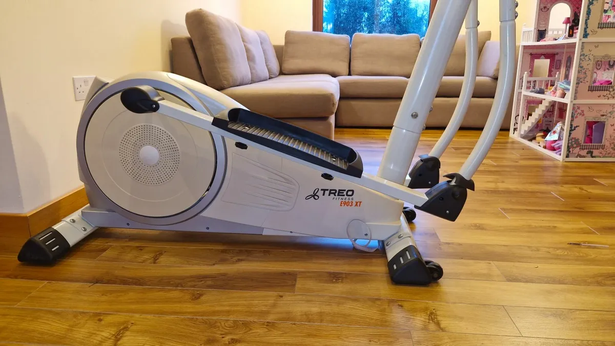 Free Cross trainer - Image 4