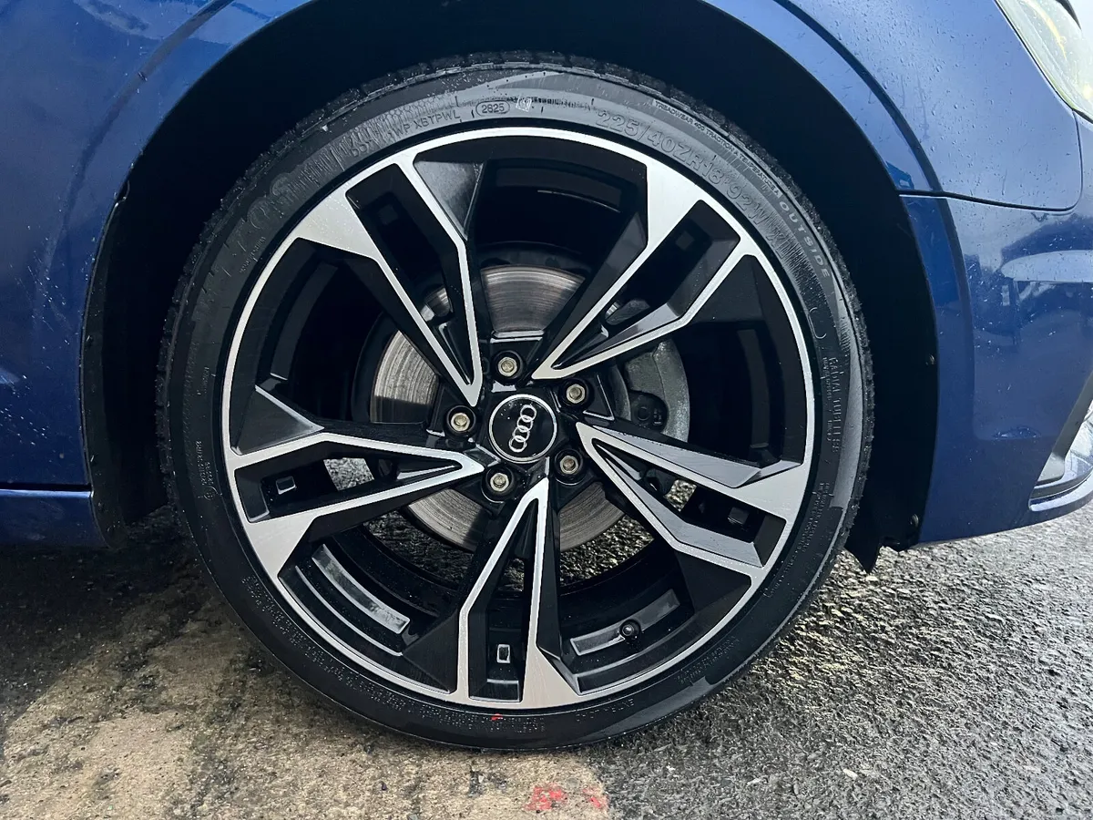 Audi A3 Saloon 1.4 TFSI Auto - Image 3
