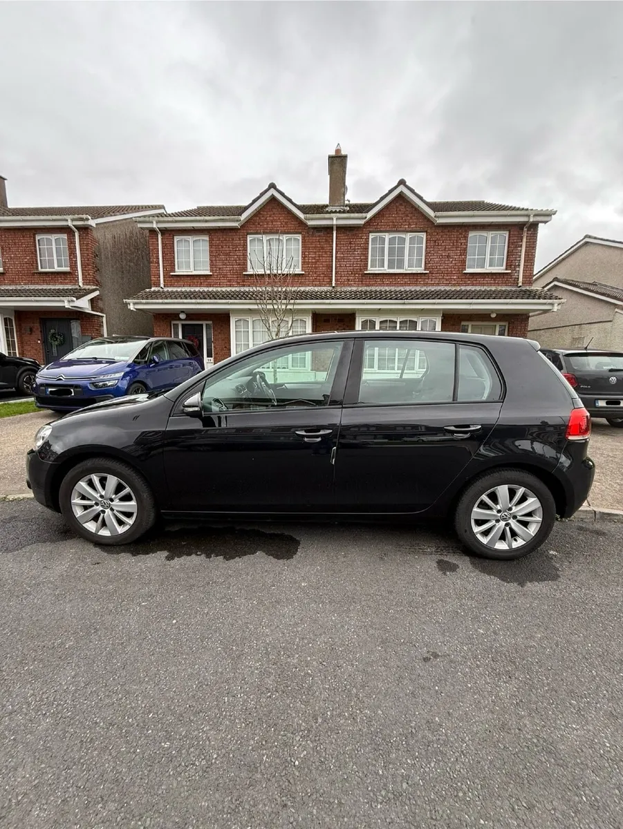 Volkswagen Golf 2013 - Image 2