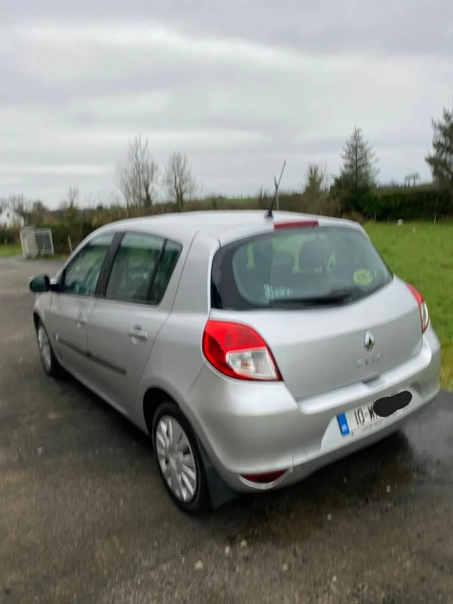 Renault Clio 2010 - Image 3
