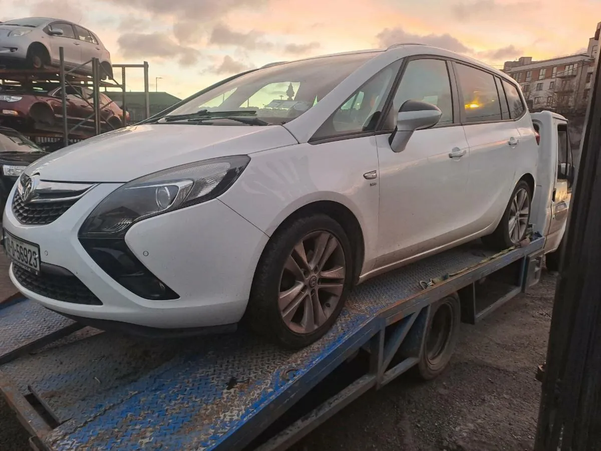 161 Opel Zafira breaking for parts - Image 3