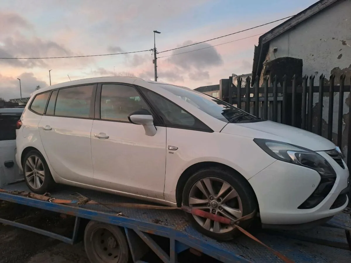 161 Opel Zafira breaking for parts - Image 4