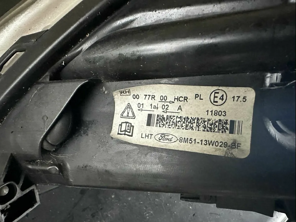 Ford Focus Mk2 Facelift Headlight Unit Complete - Image 4