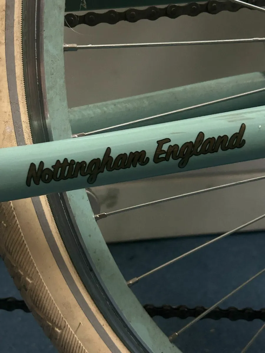 Ladies Bicycle - Image 3