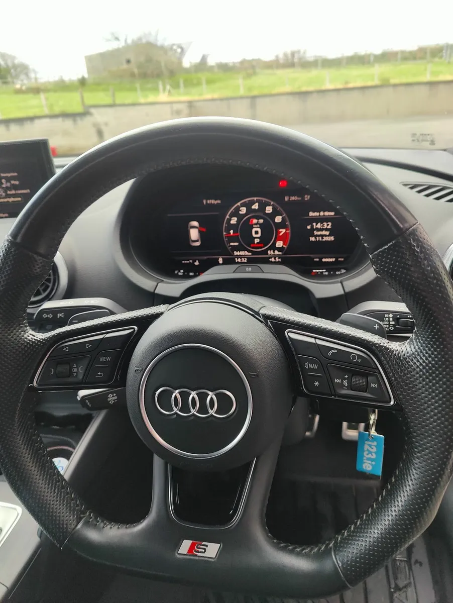 Audi S3 - Black edition - 2018 - Image 3