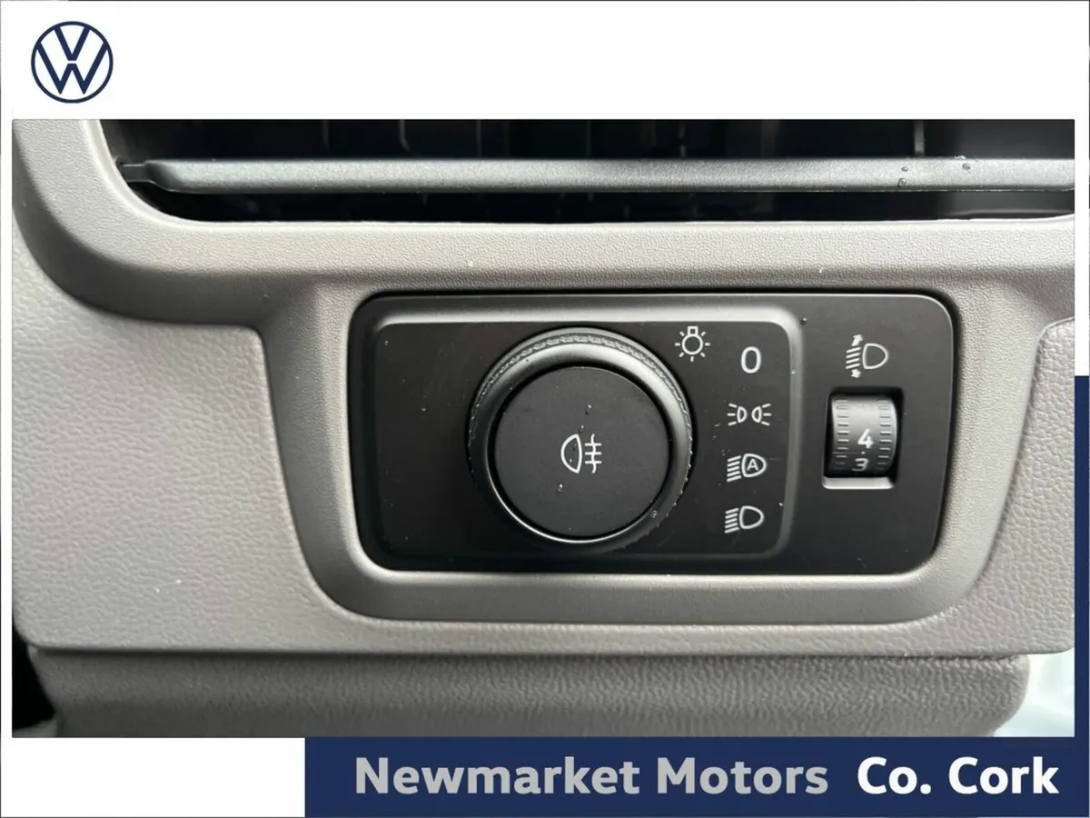 Volkswagen Transporter LONG WHEEL BASE 2.0TDI 110B - Image 3