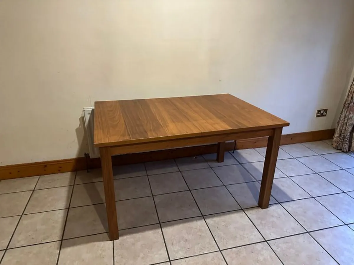 Solid wood table - Image 2
