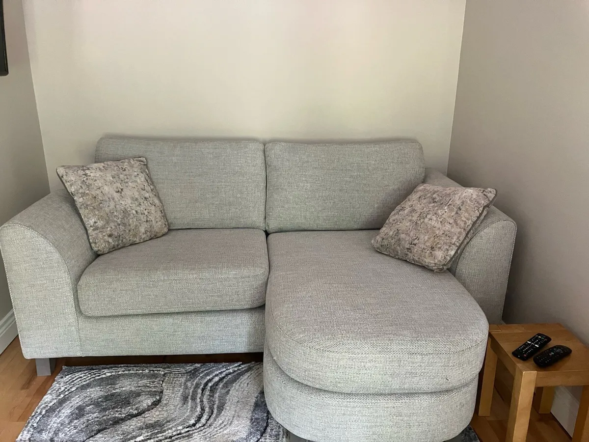2 Seater Couch - Image 3