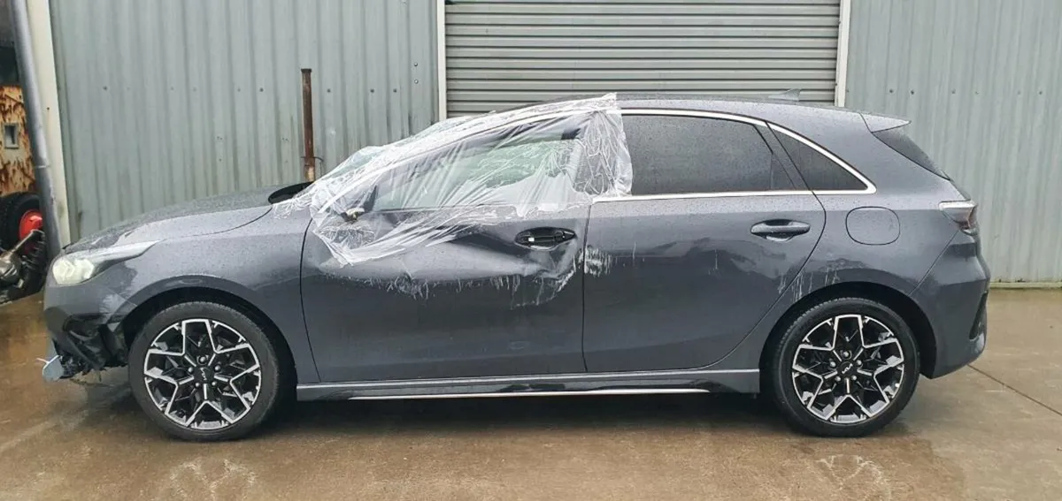 232 KIA CEED GT LINE DIESEL - Image 4