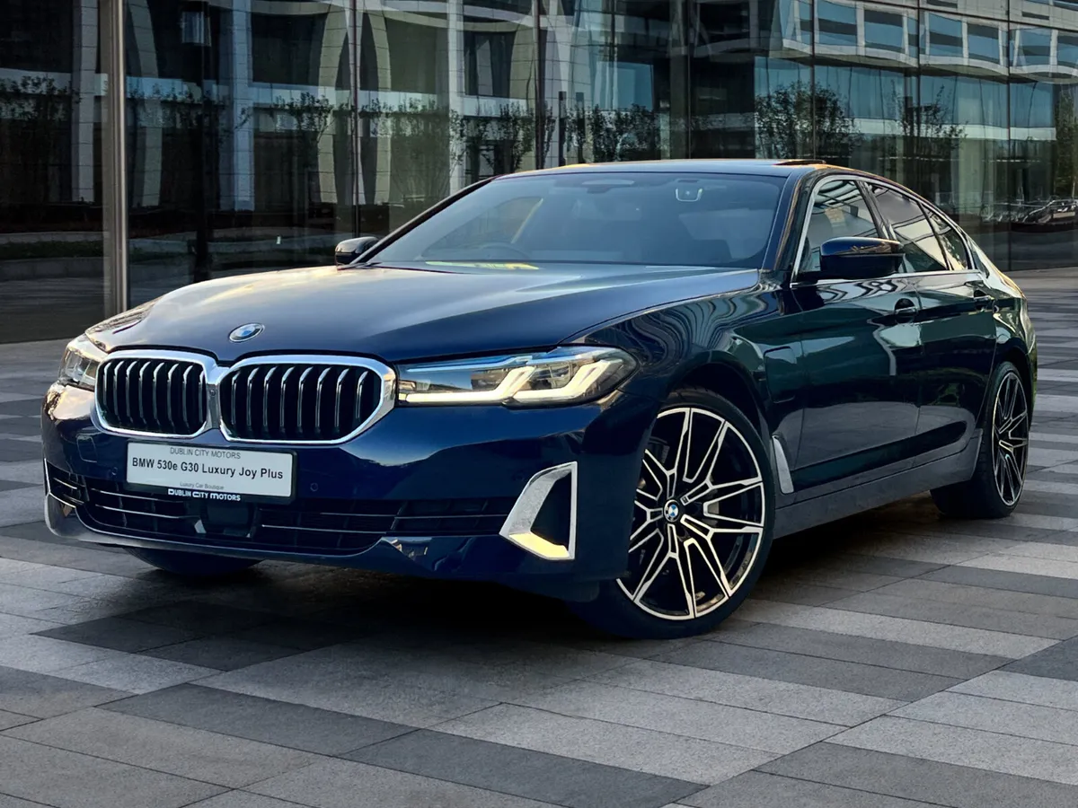 BMW 530e G30 LCI Luxury Joy Plus *Sunroof* - Image 3