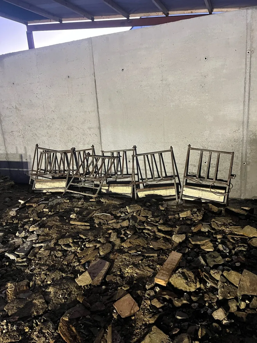 Calf pen gates - Image 4