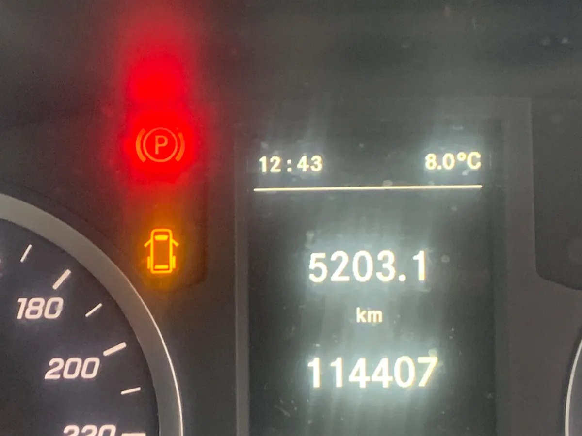 Mercedes-Benz Vito 2019 114kms Fresh Doe - Image 4