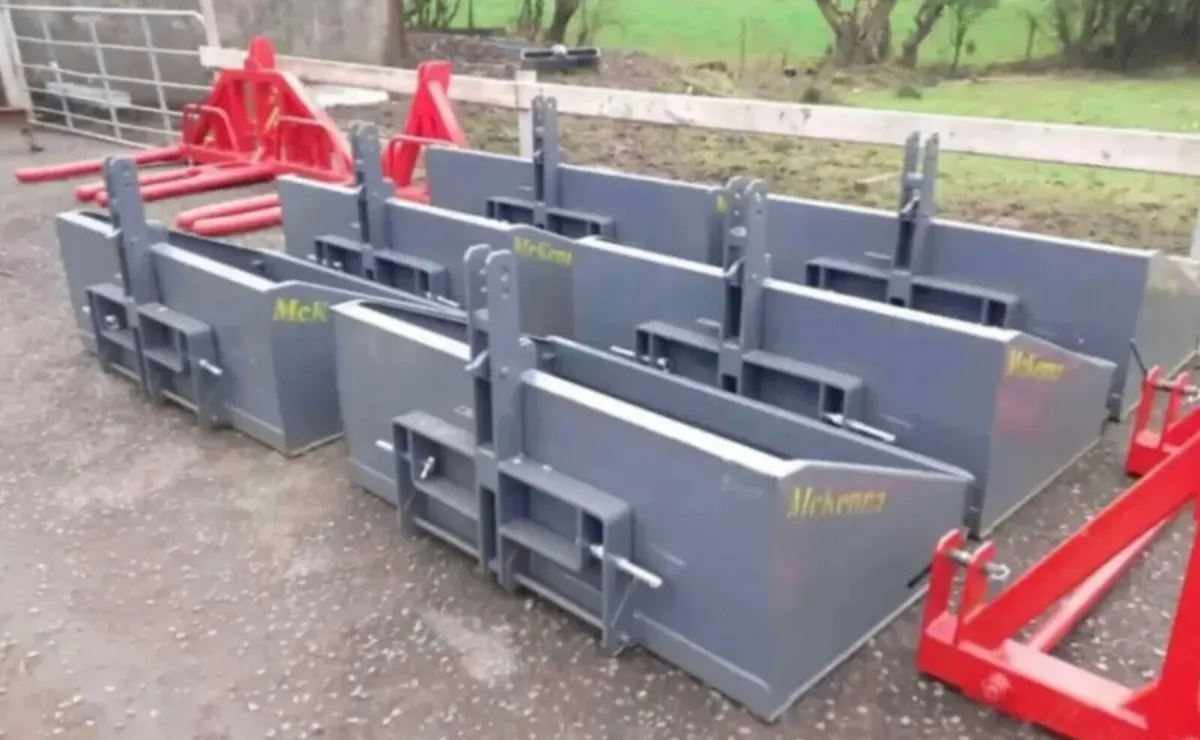 TRANSPORT BOX LINK BOX 5FT MCKENNA NEW - Image 1