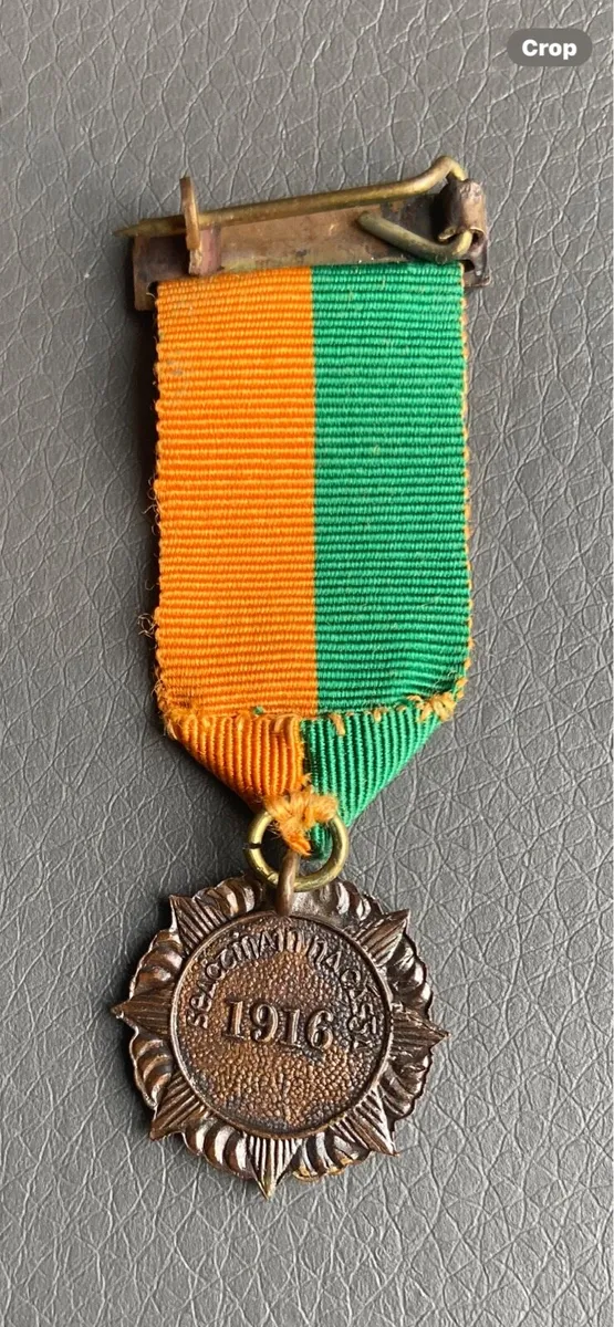 Original Rare 1916 Easter Rising Miniature Medal - Image 2