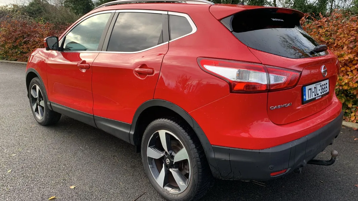 Nissan Qashqai 2017 Xe Premium 1.5 dci - Image 2