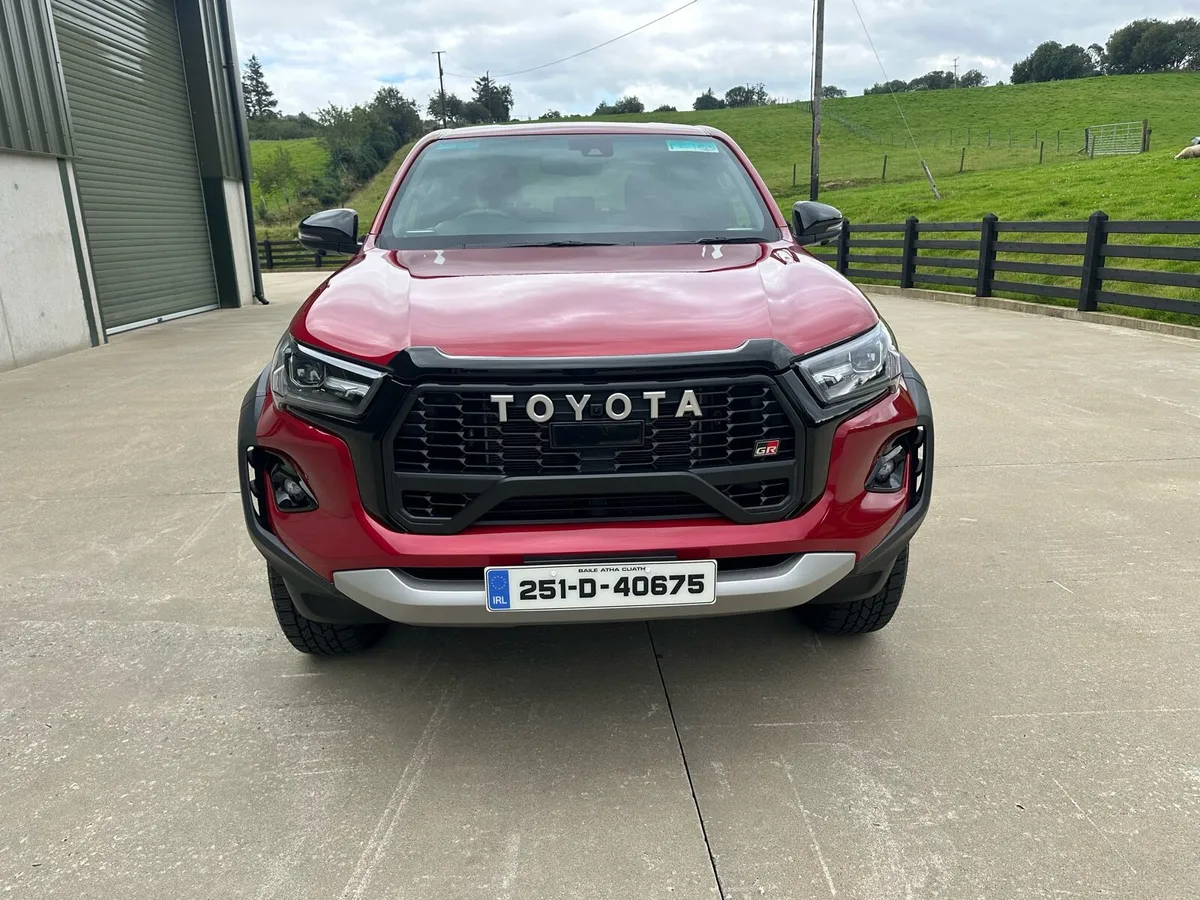 Year 2025 Toyota Hilux GR Sport 2 - Image 2