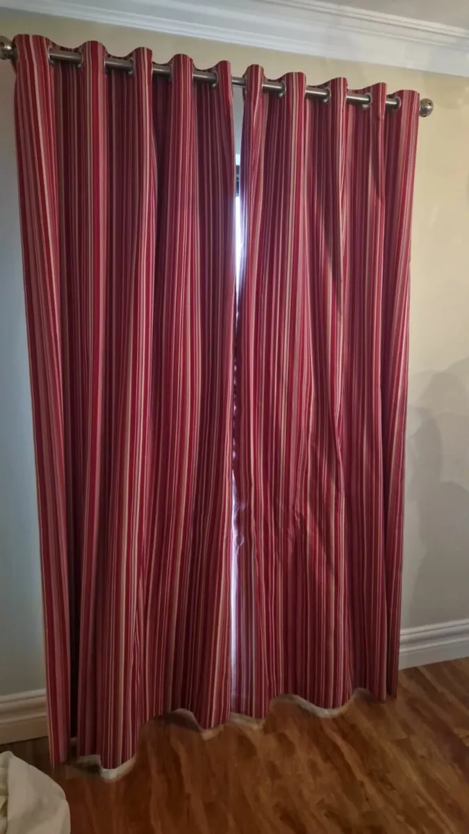 2 x Set of curtains - Image 2