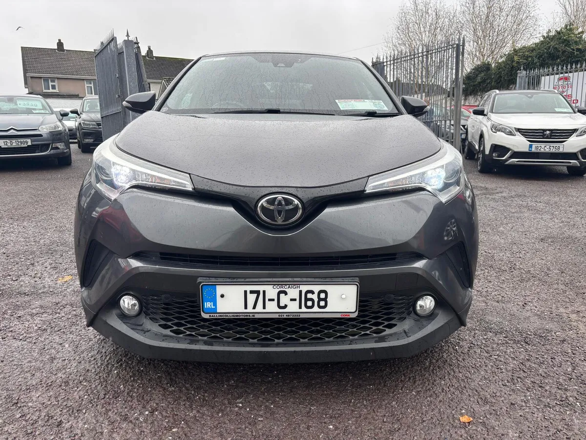 Toyota C-HR 2017  PETROL SOL  STUNNING - Image 3