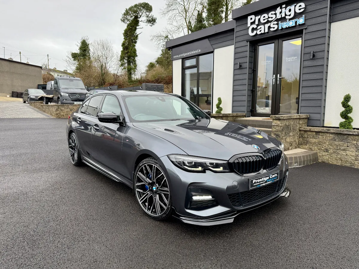 212 BMW 330E M SPORT,M PERFORMANCE KIT,LEATHER,FSH - Image 4