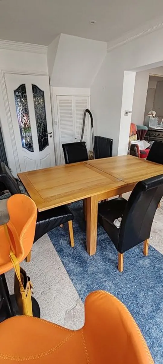 Dining table and chairs - Image 3