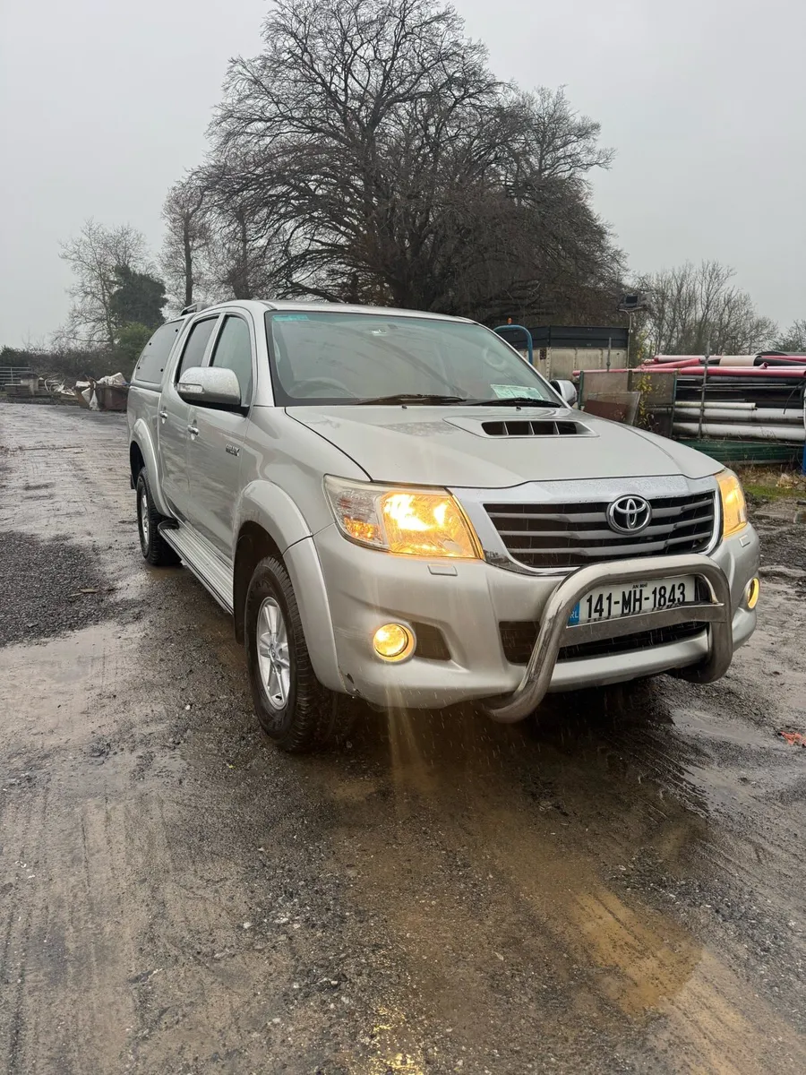 Toyota Hilux - Image 1