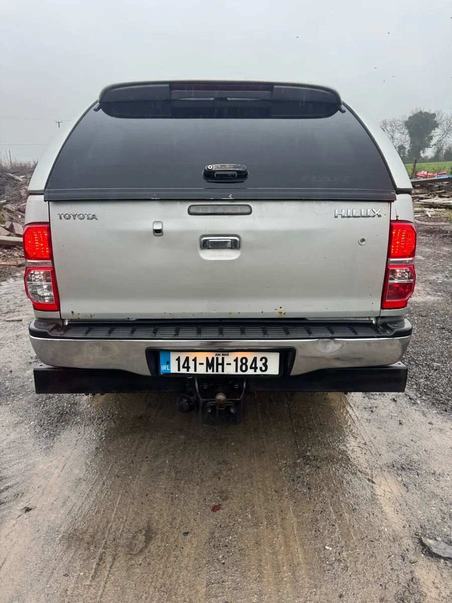 Toyota Hilux - Image 3