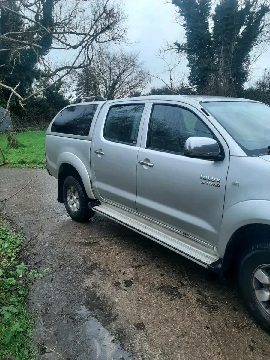 2008 Toyota Hilux - Image 3