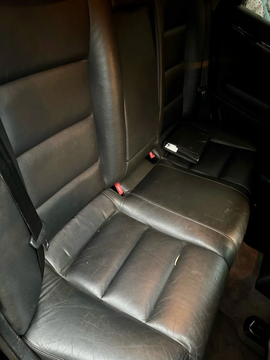 Audi A4 B6 Breaking - Image 4