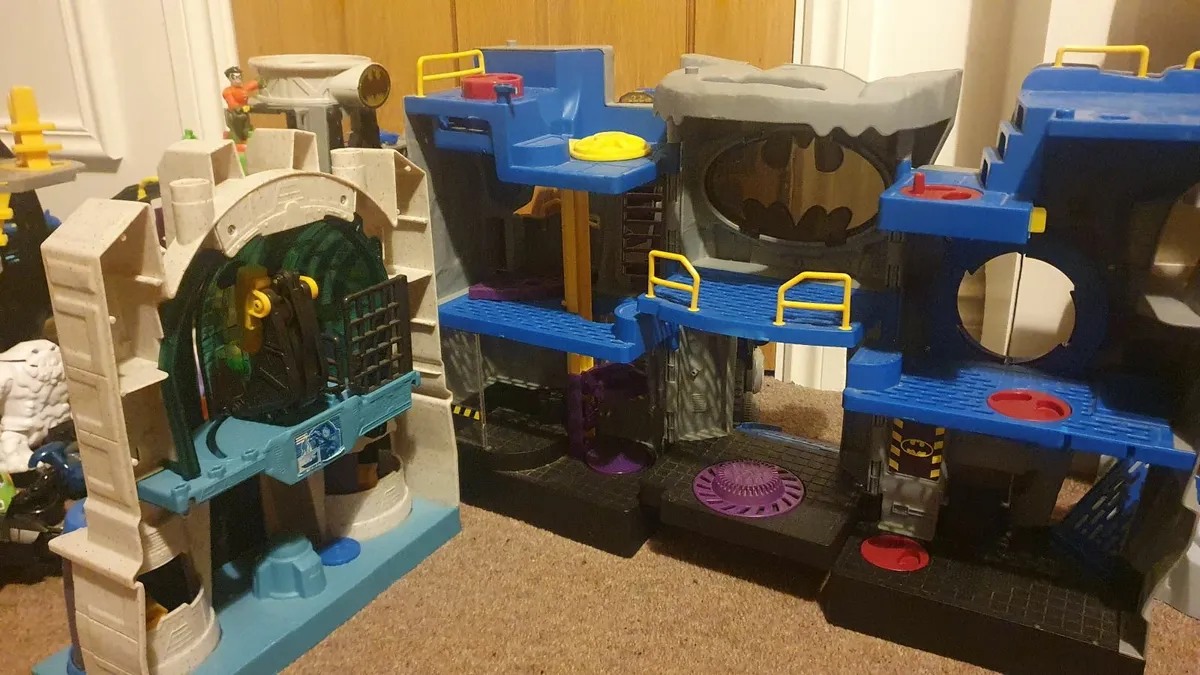 Imaginex Batman Playsets, Vehicles and Figures - Image 4