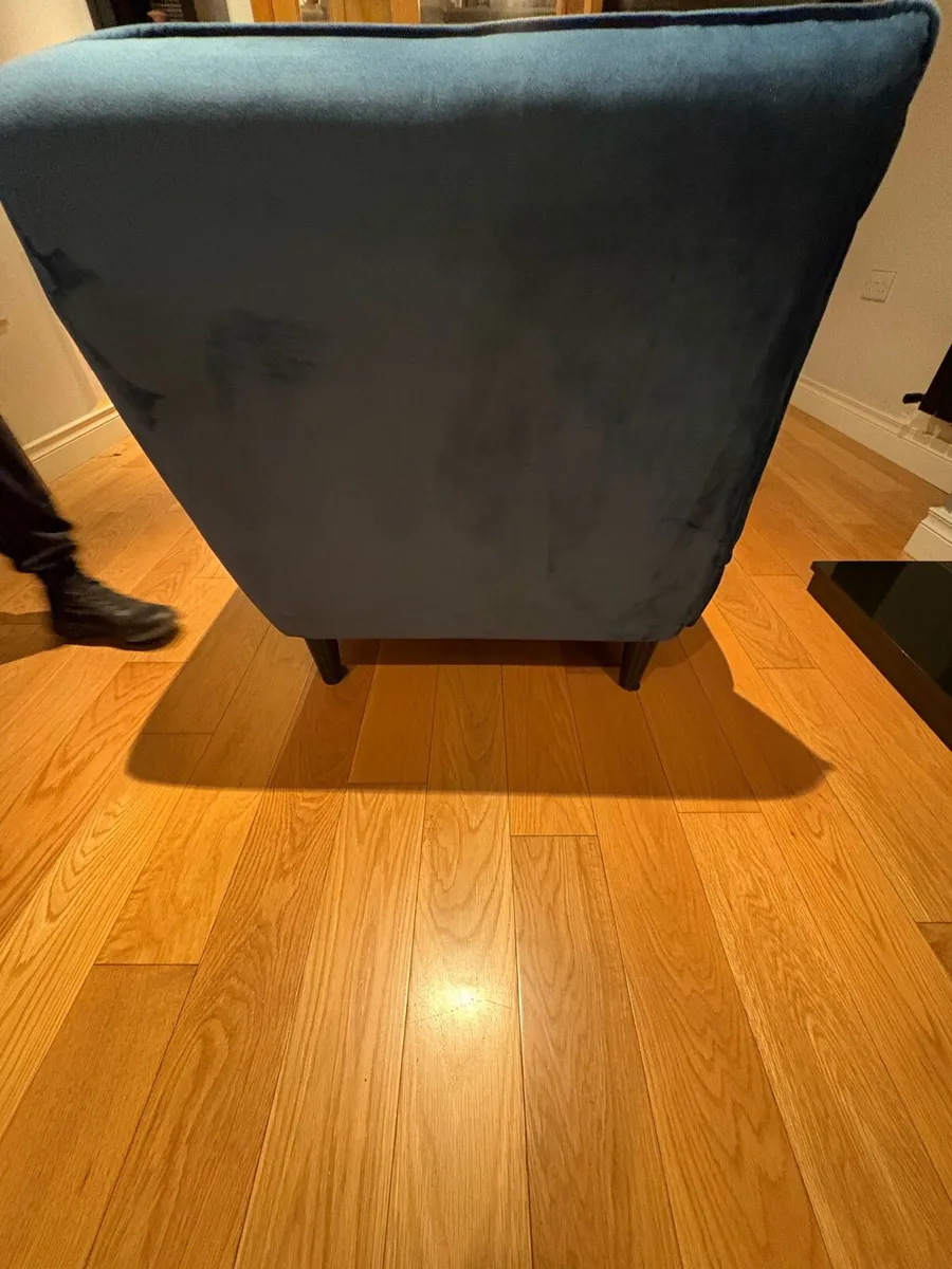 2 Seater Sofa - Navy Blue - Velvet - Image 3