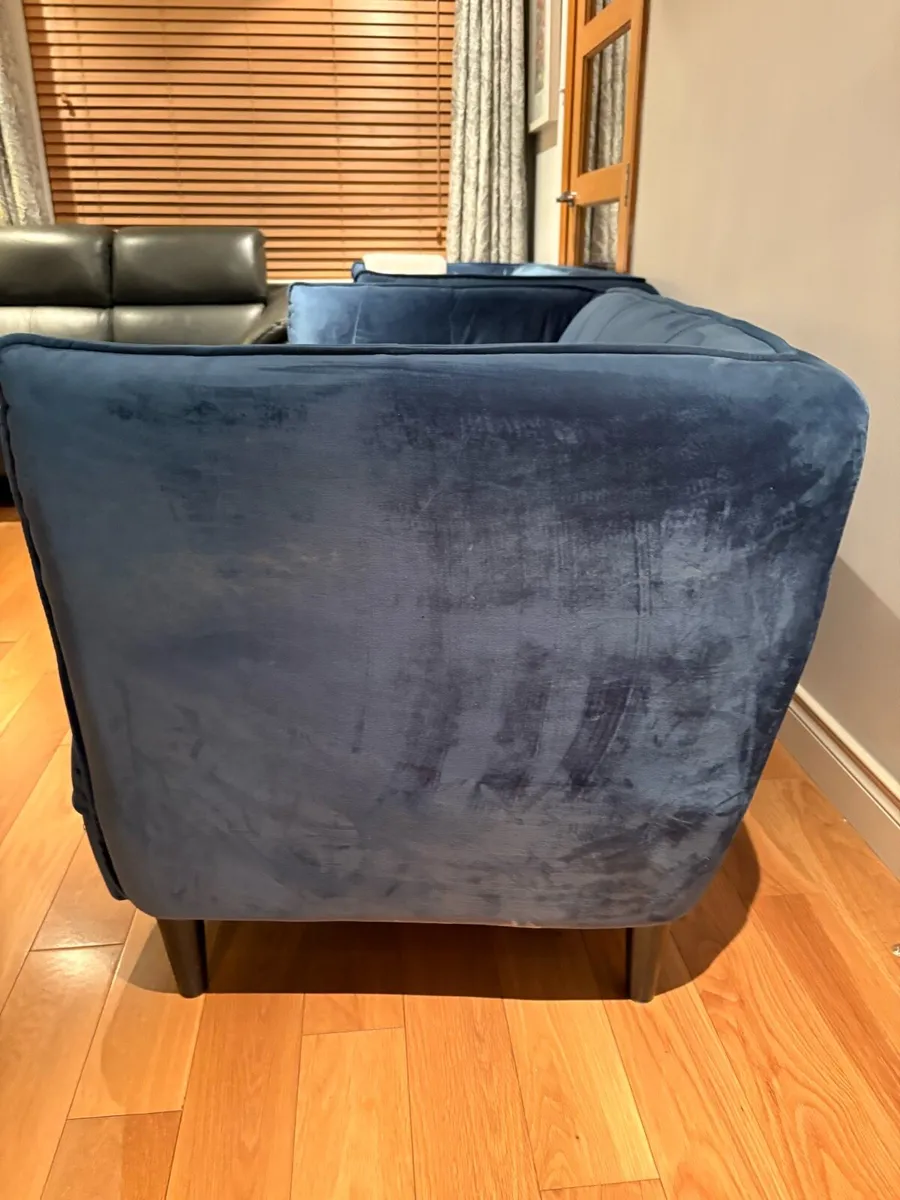 2 Seater Sofa - Navy Blue - Velvet - Image 4