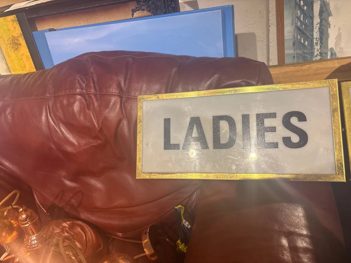 Retro restroom ladies and gents signs - Image 3