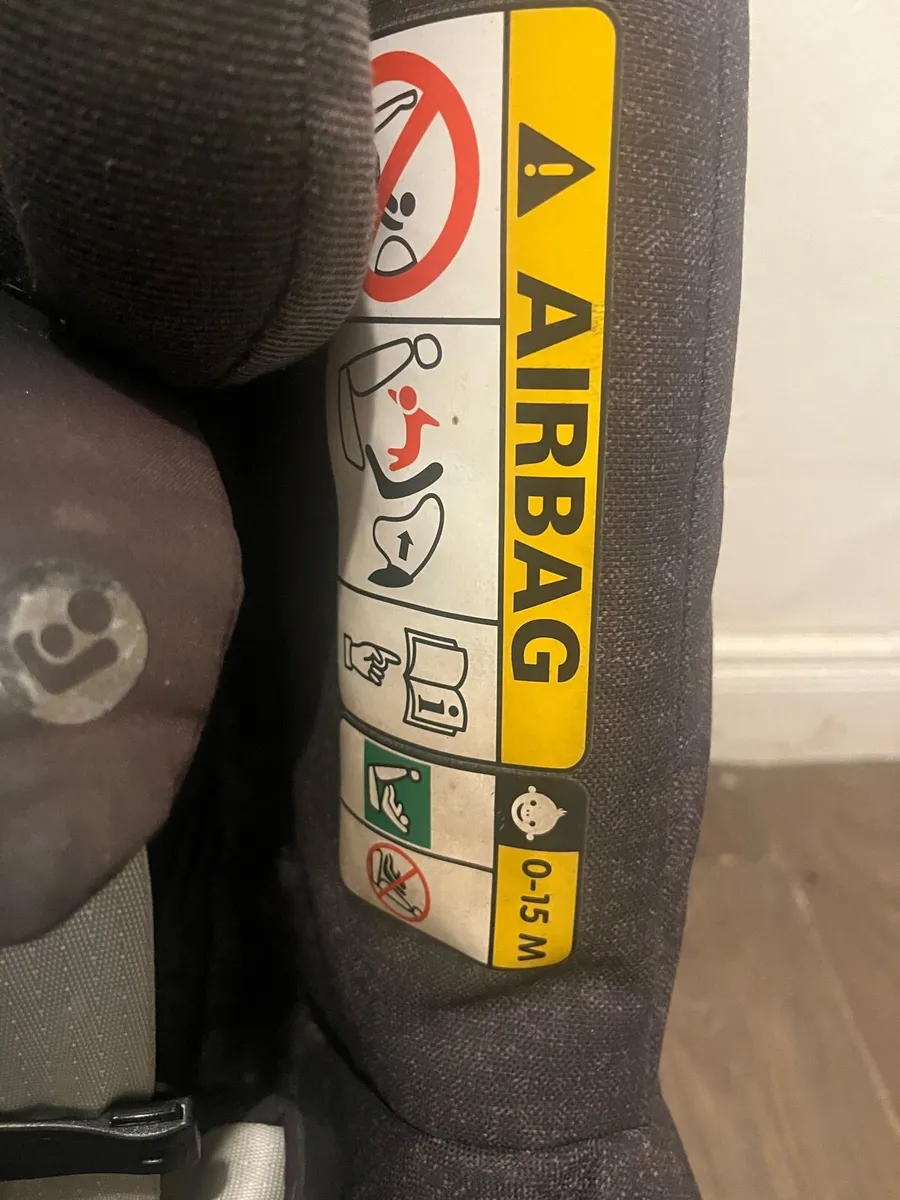Car seat - Image 2