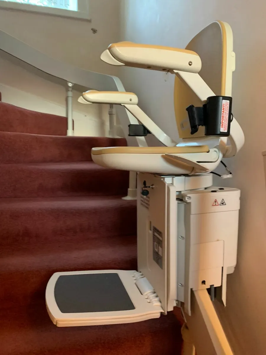 Stair lift - Image 1