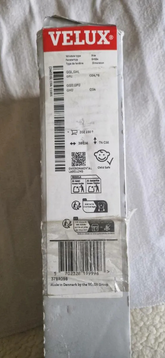 VELUX SOLAR BLIND REMOTE CONTROL - Image 1