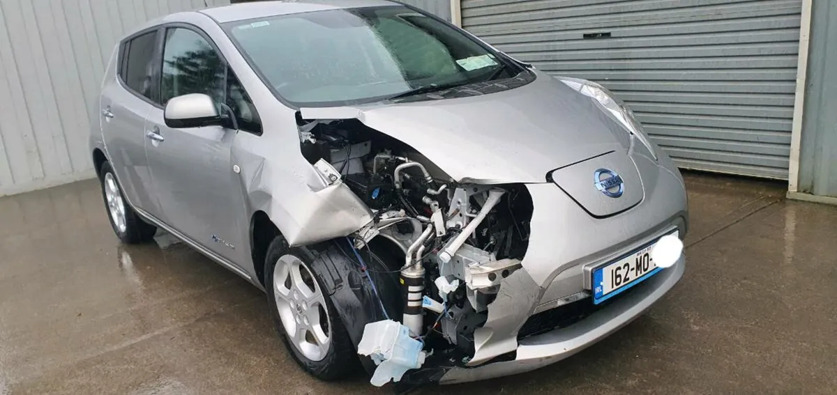 162 NISSAN LEAF EV - Image 3