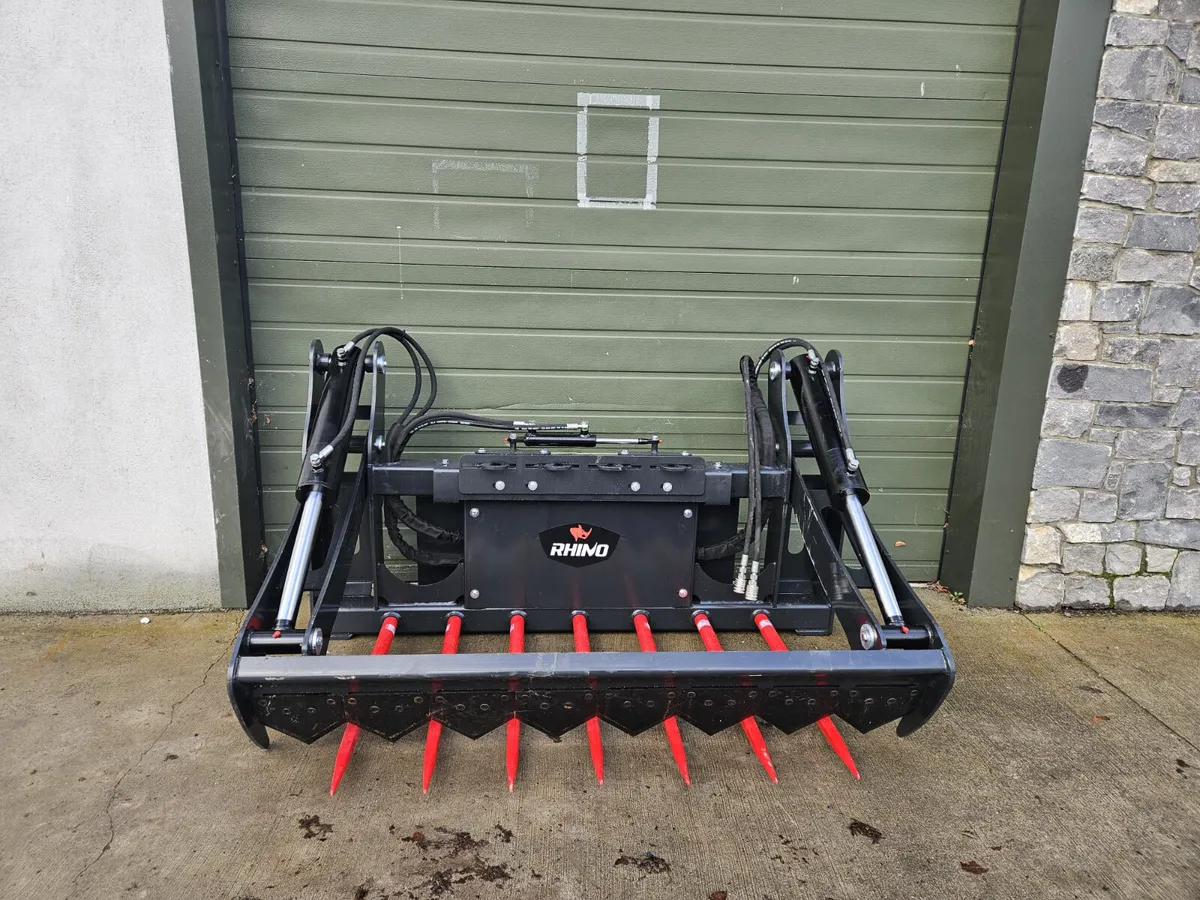 Rhino 1.7 metre bale splitter - Image 1