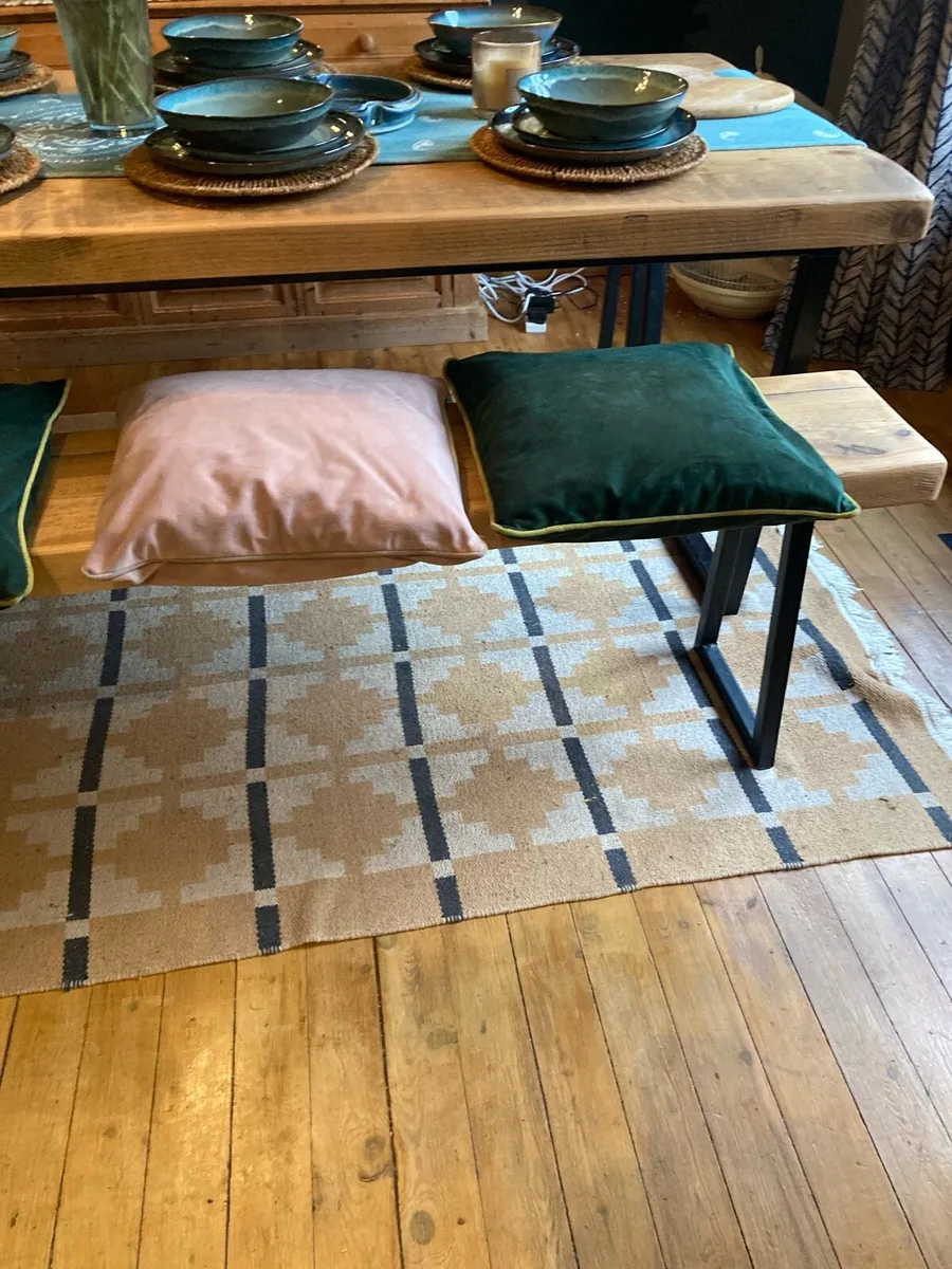 Dining table and seating benches - Image 2