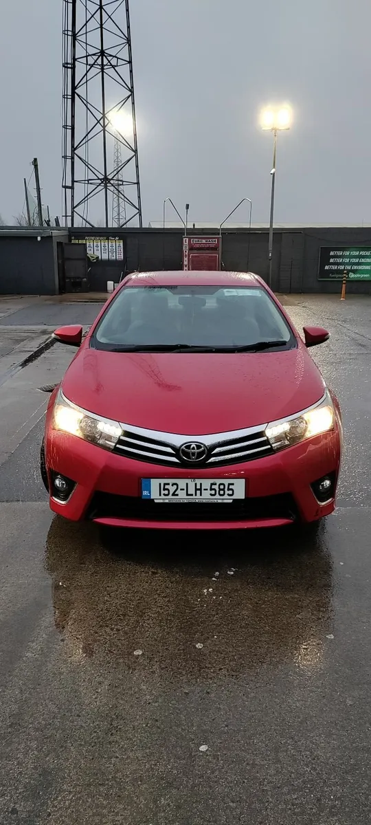 Toyota Corolla 2015 - Image 2
